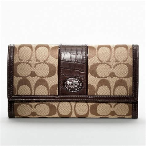 coach wallet factory
